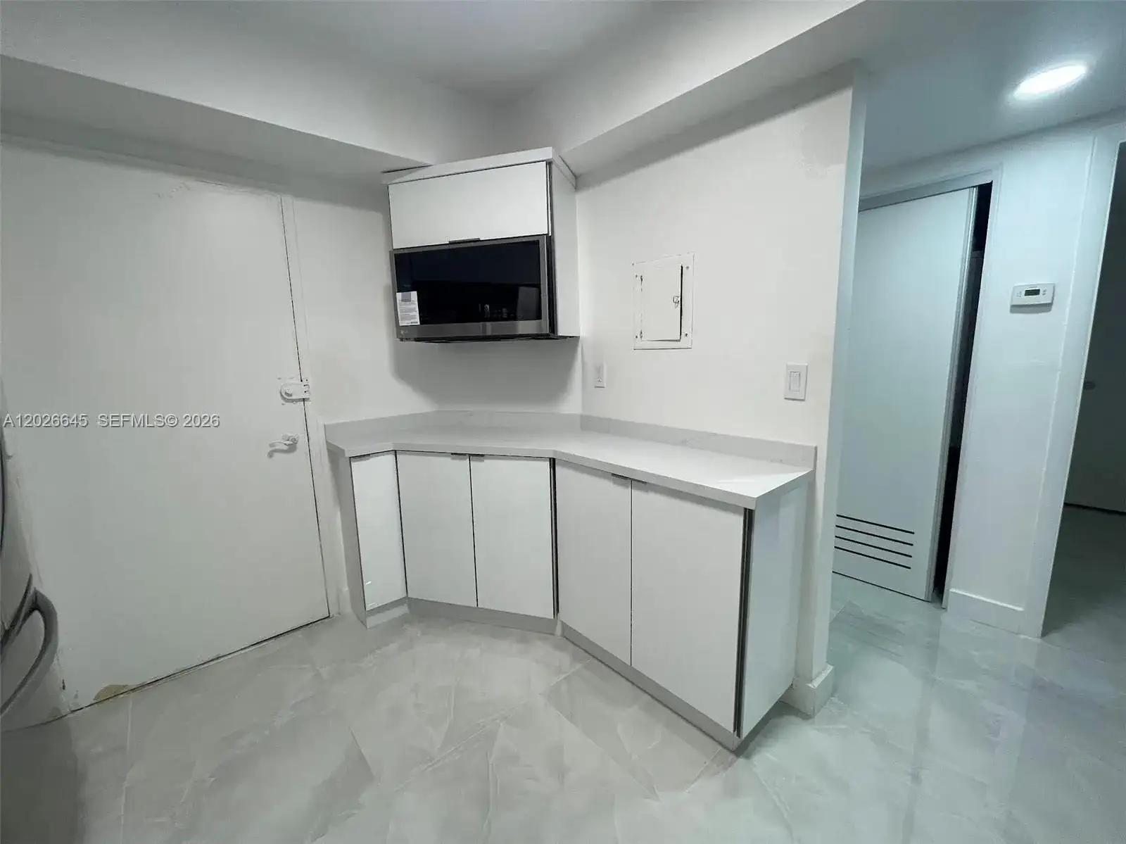 1351 NE Miami Gardens Dr # 1202E, Miami FL 33179 photo 2