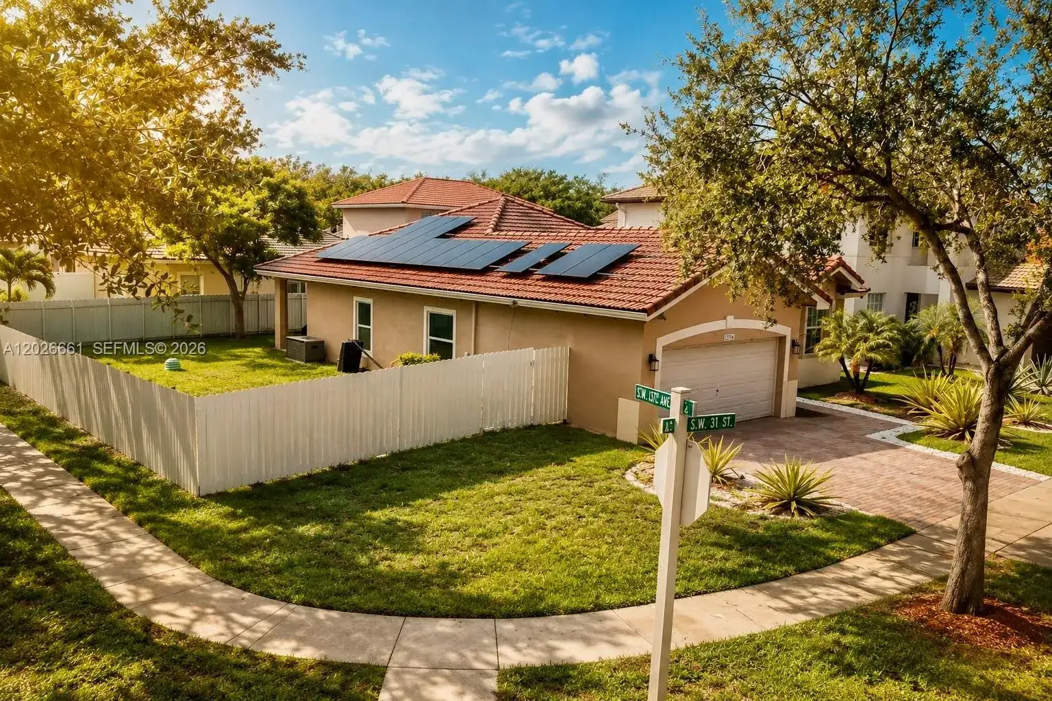 13704 SW 31st St, Miramar FL 33027 photo 2
