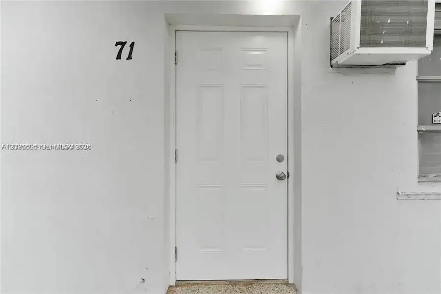 69 NW 5th St, Homestead FL 33030 photo 3
