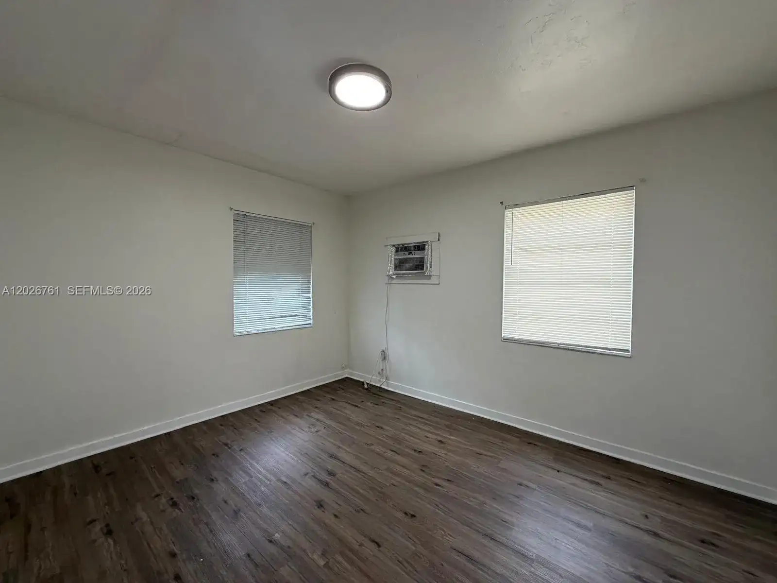 541 SW 7th St # 3, Miami FL 33130 photo 3