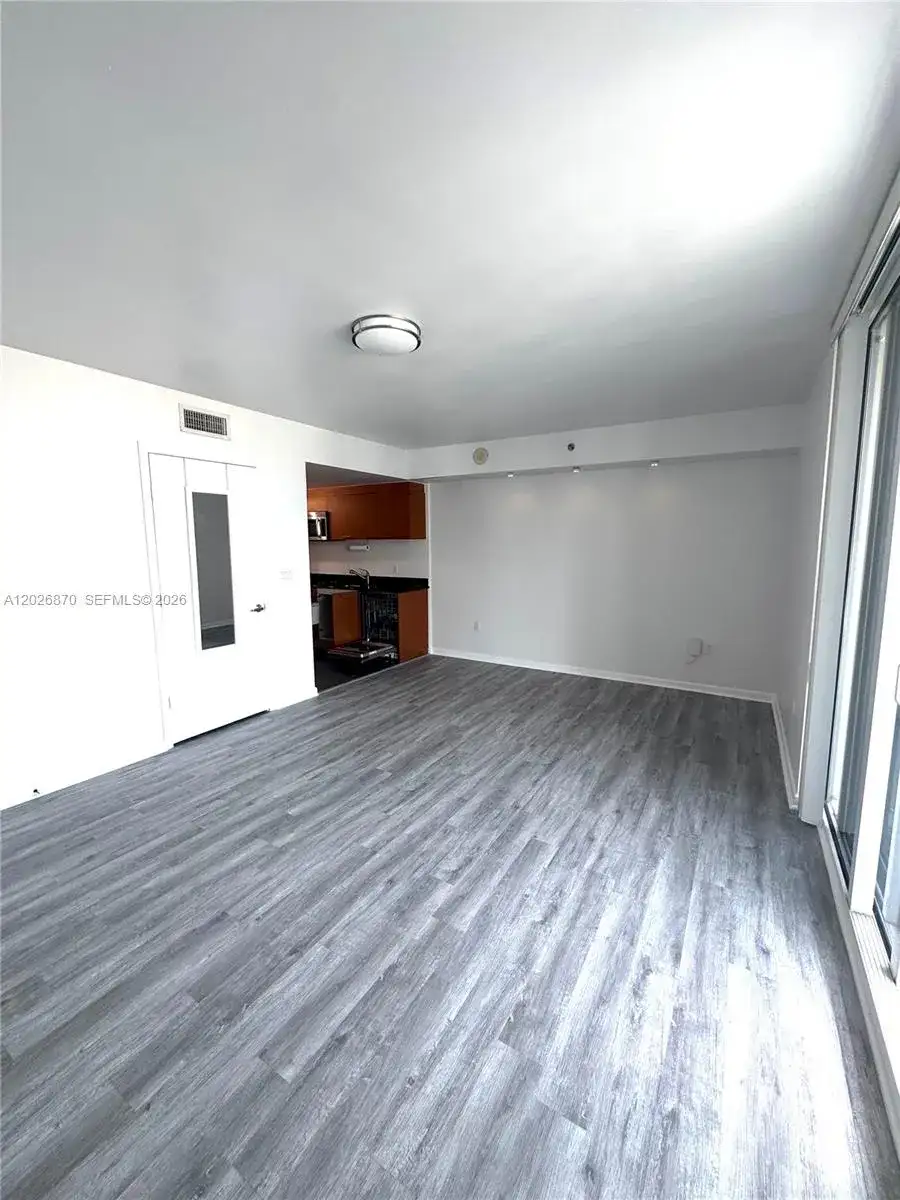 50 Biscayne Blvd # 3303, Miami FL 33132 photo 5
