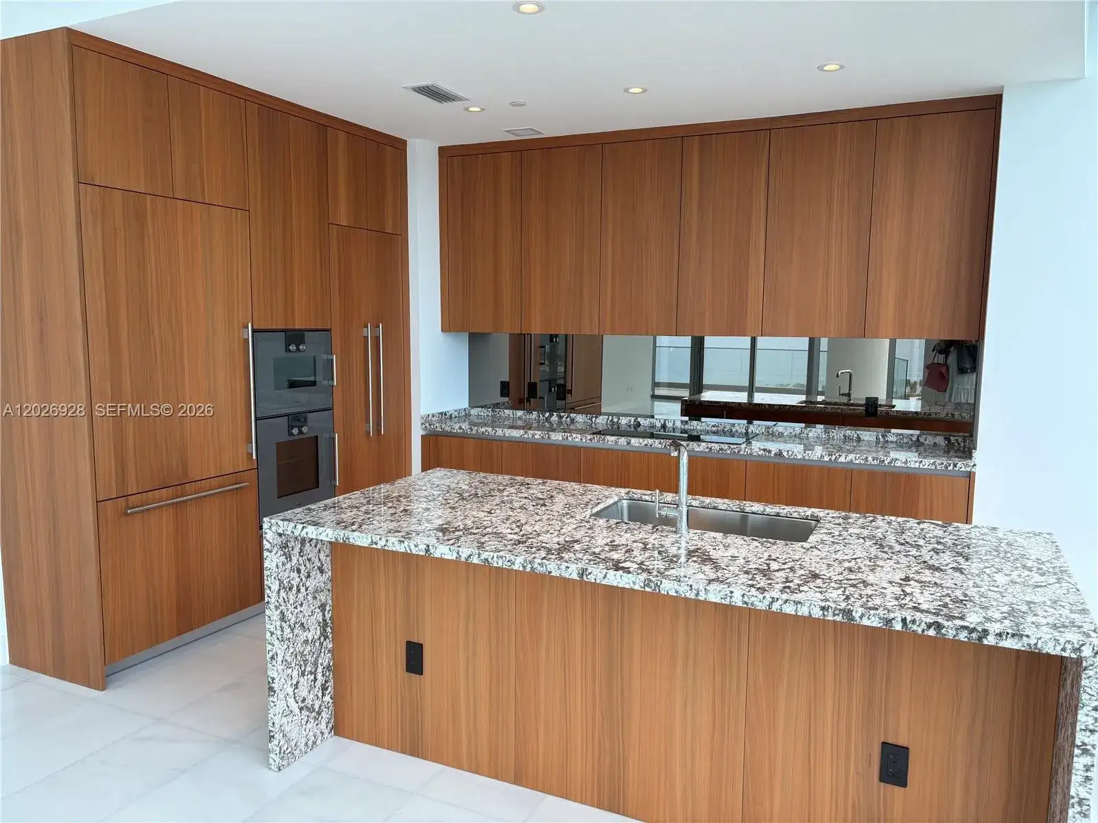 175 SE 25 Road # 901, Miami FL 33129 photo 5