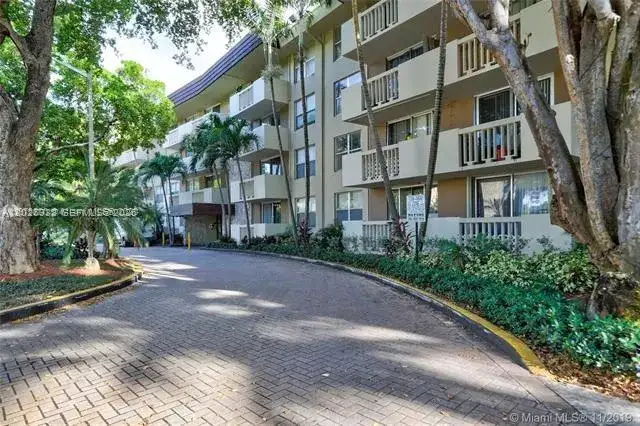 1800 Sans Souci Blvd # 305, North Miami FL 33181 photo 4
