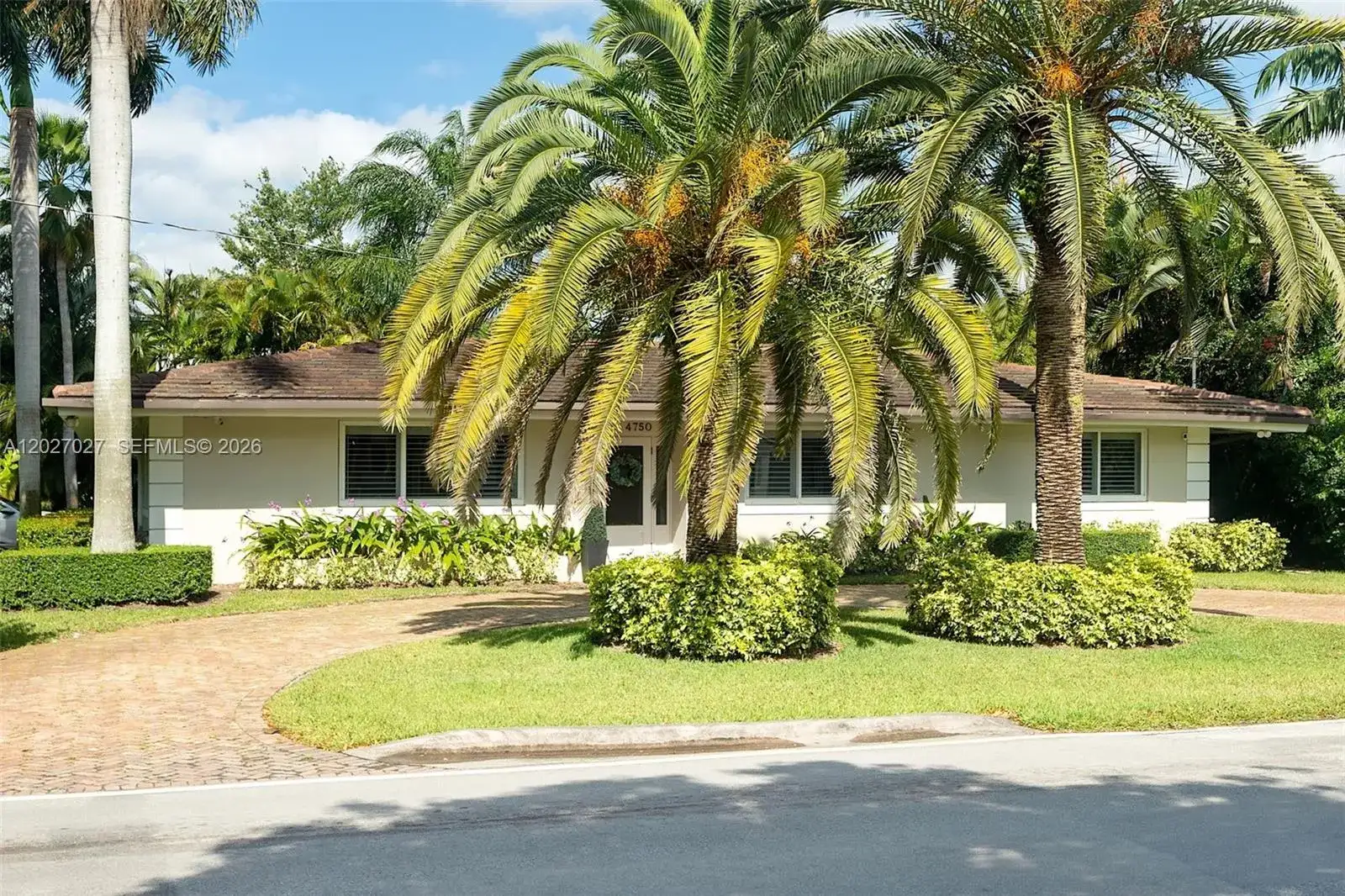 4750 Alhambra Cir, Coral Gables FL 33146 photo 2