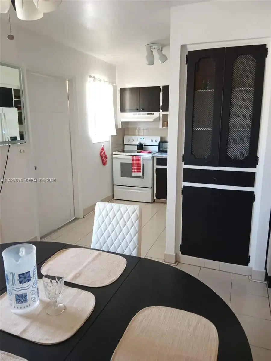 1110 N 16 # 1, Hollywood FL 33020 photo 4