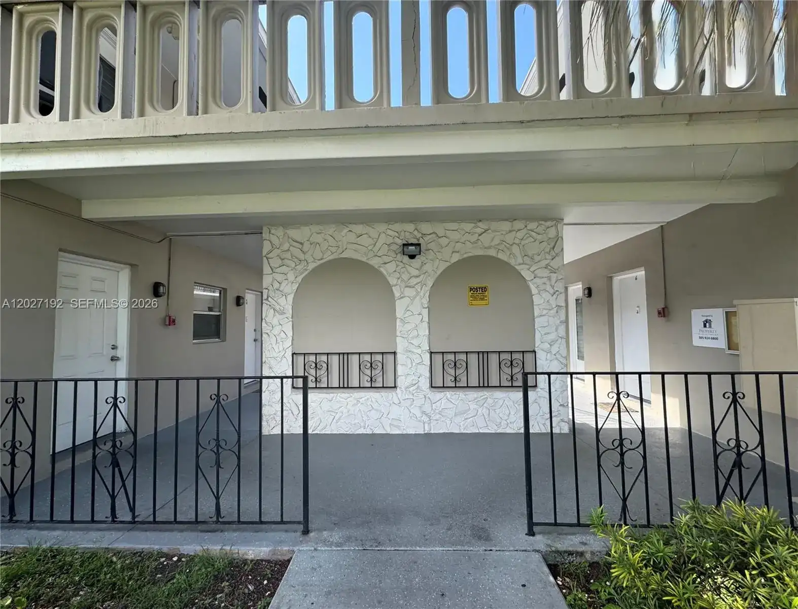 2151 NE 168th St, North Miami Beach FL 33162 photo 4