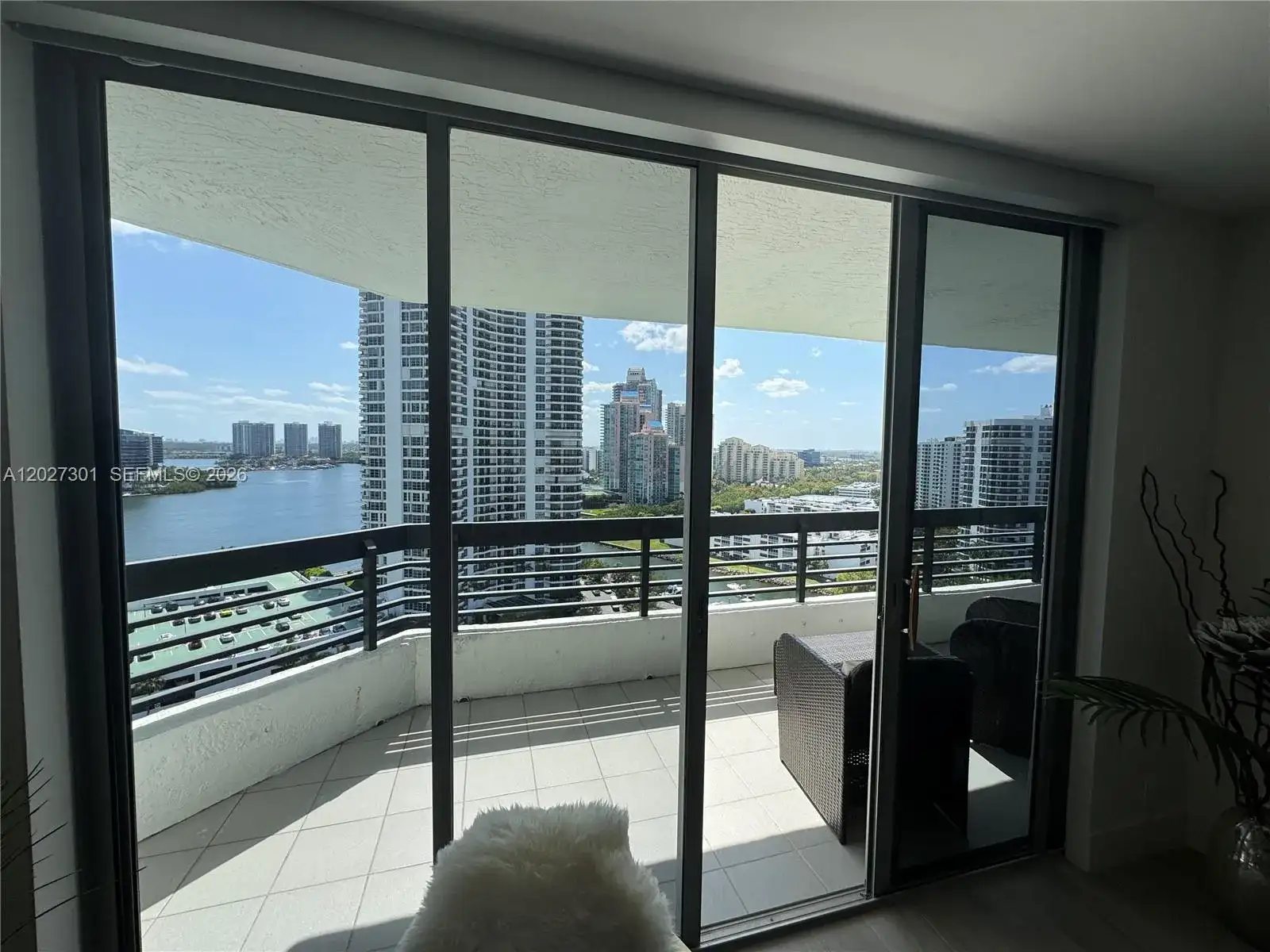 3500 Mystic Pointe Dr # 2003, Aventura FL 33180 photo 5