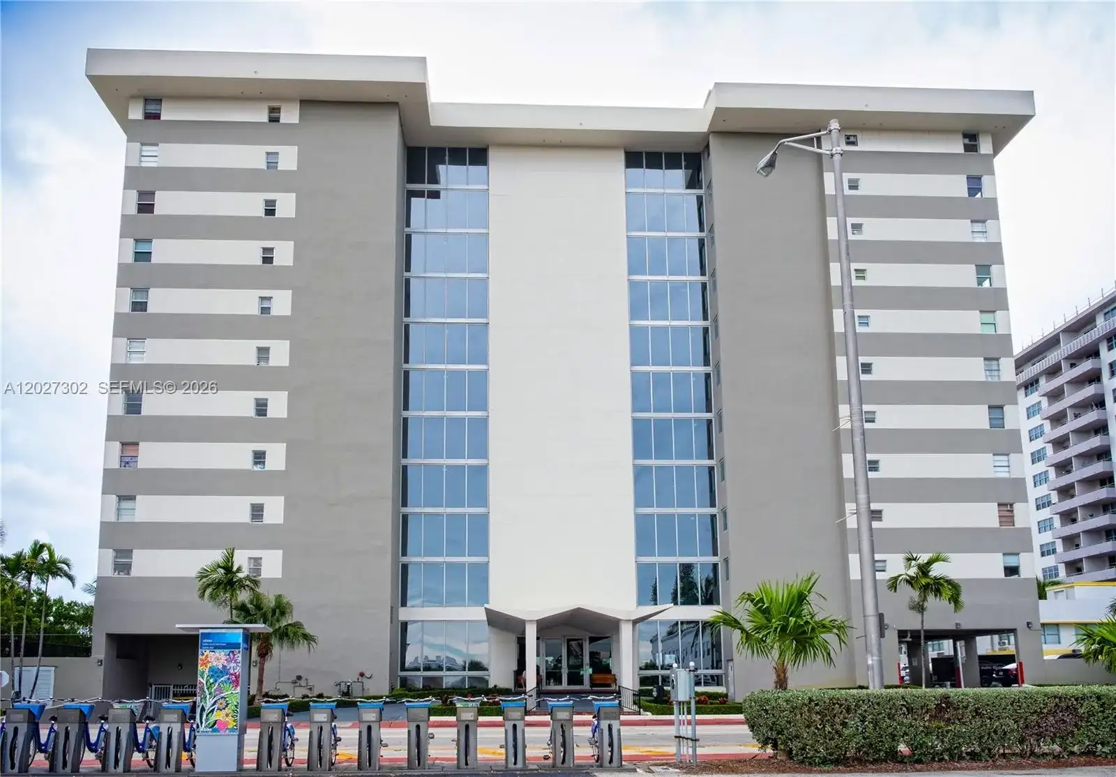 9273 Collins Ave # 506, Surfside FL 33154 photo 4