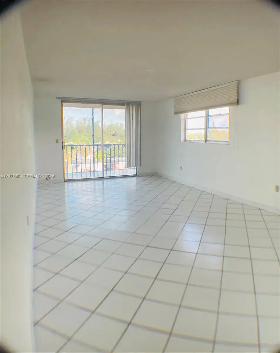 12590 NE 16th Ave # 610, North Miami FL 33161 photo 2