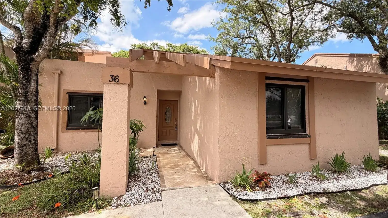 36 Chestnut Cir, # 36, Cooper City FL 33026 photo 3