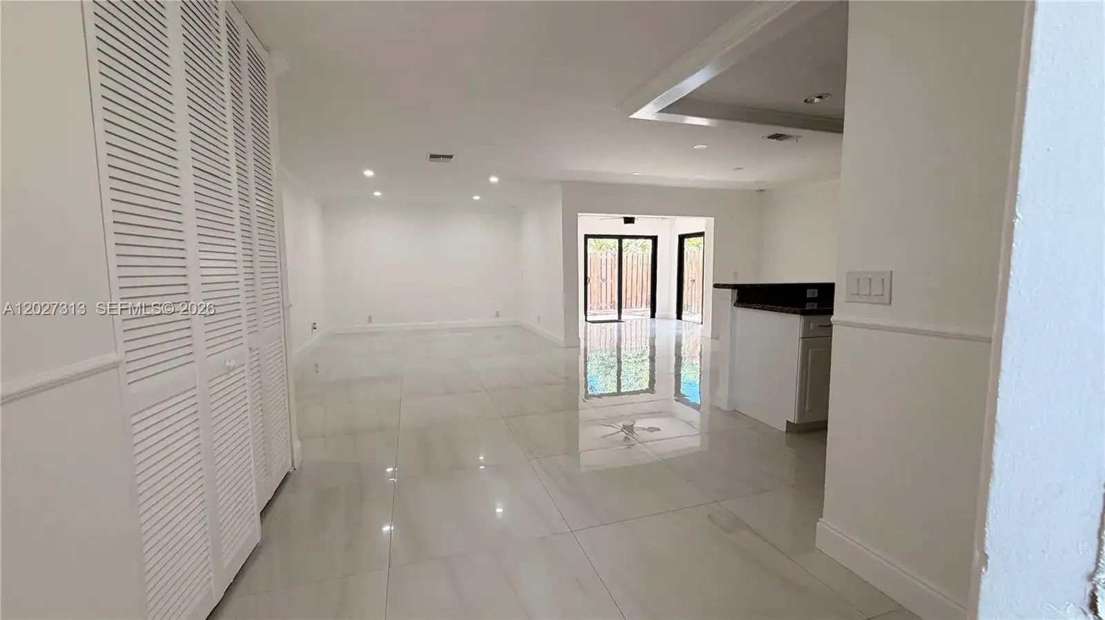 36 Chestnut Cir, # 36, Cooper City FL 33026 photo 4