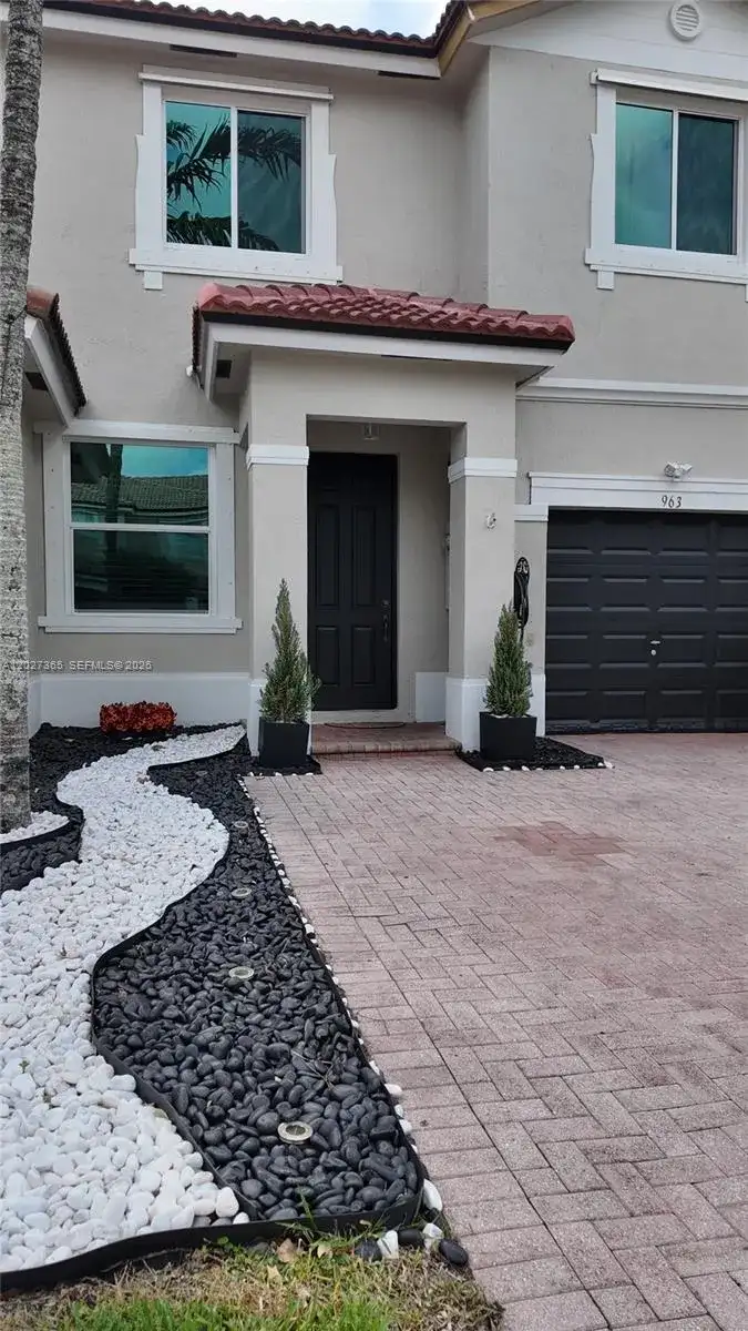 963 NE 42nd Ave # 963, Homestead FL 33033 photo 2