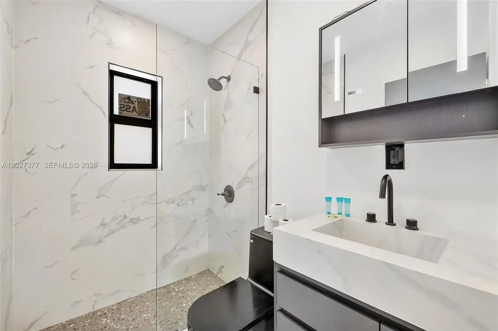 501 NW 46th St, Miami FL 33127 photo 4