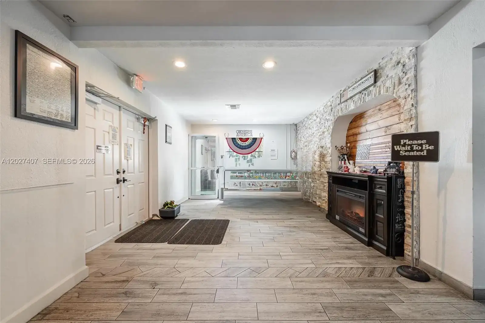 93 S Hall ST, La Belle FL 33935 photo 3