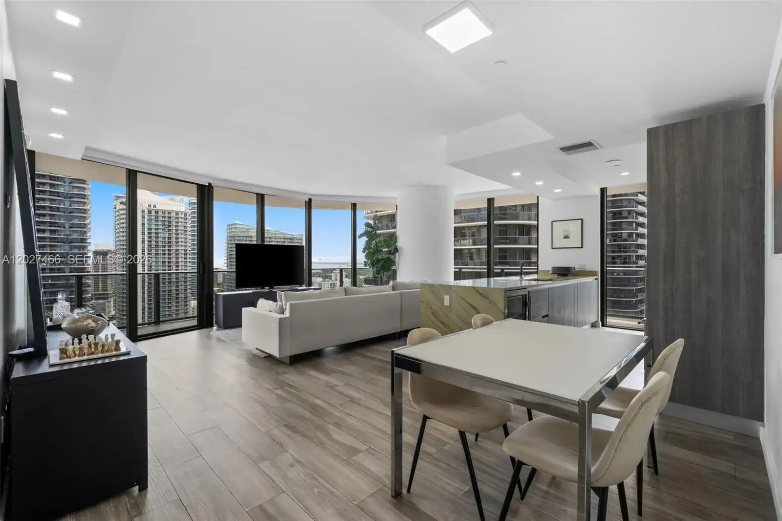 801 S Miami Ave # 2901, Miami FL 33130 photo 3