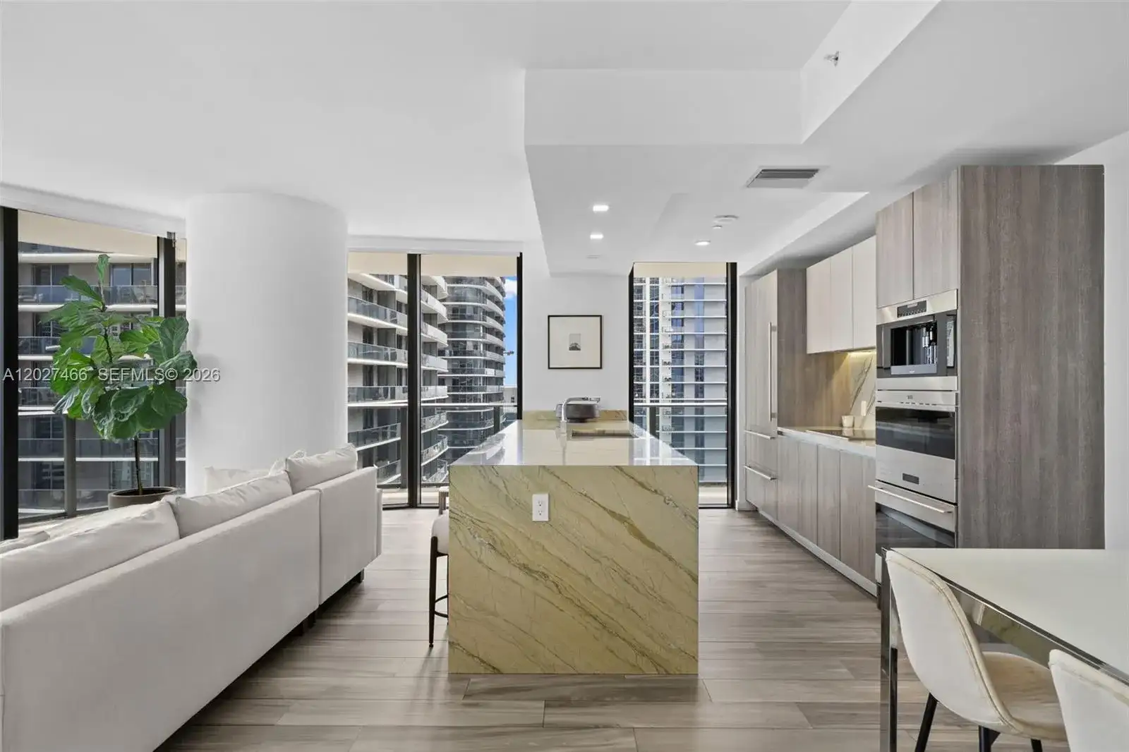 801 S Miami Ave # 2901, Miami FL 33130 photo 4