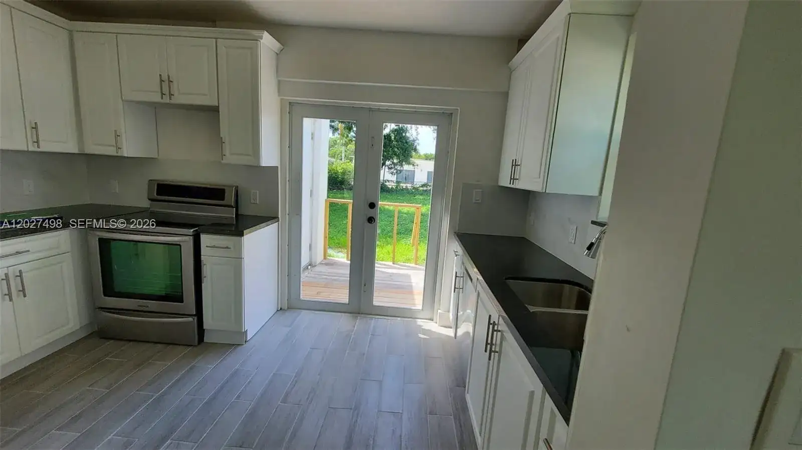 560 NW 53rd St, Miami FL 33127 photo 3