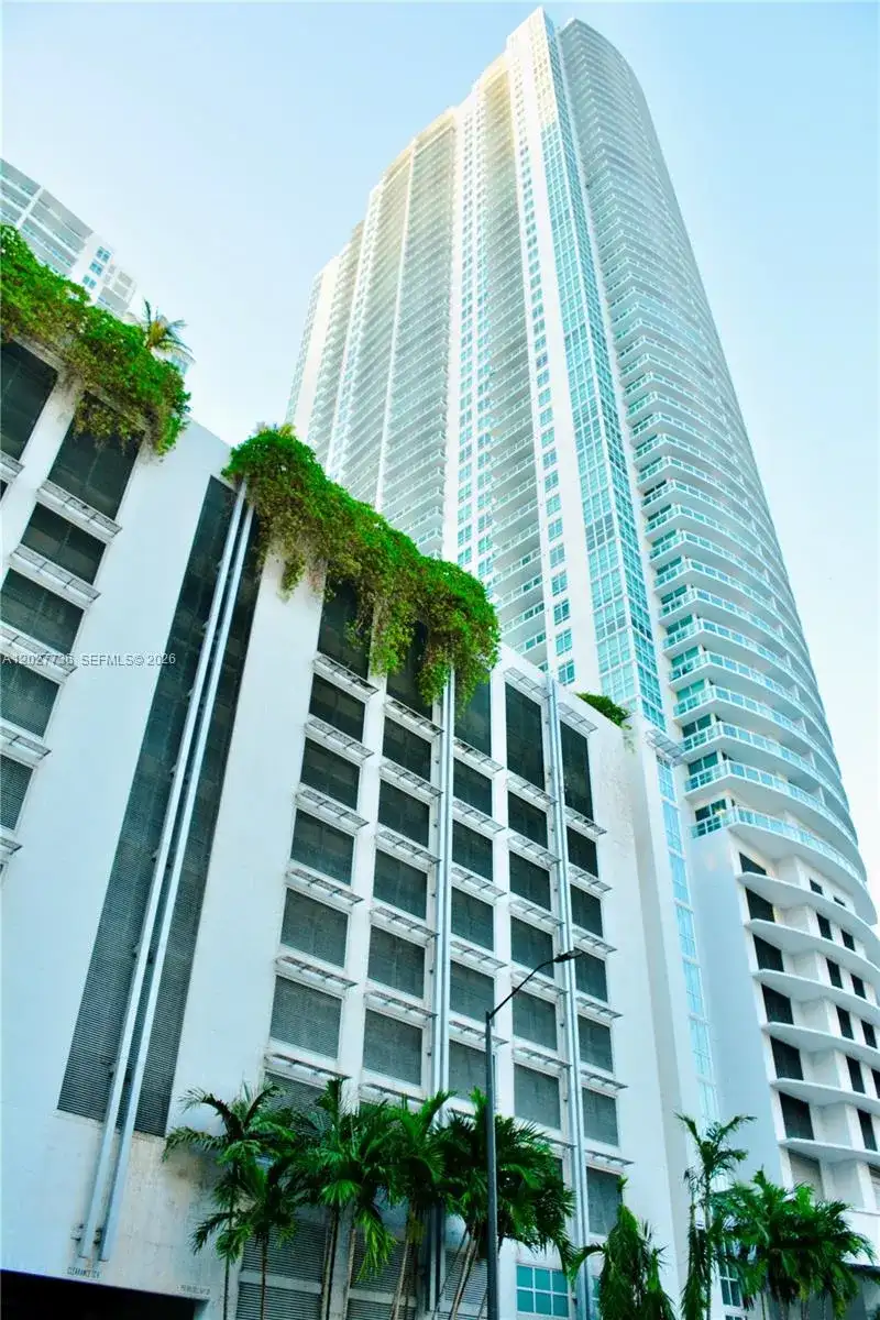 951 BRICKELL # 2609, Miami FL 33131 photo 2