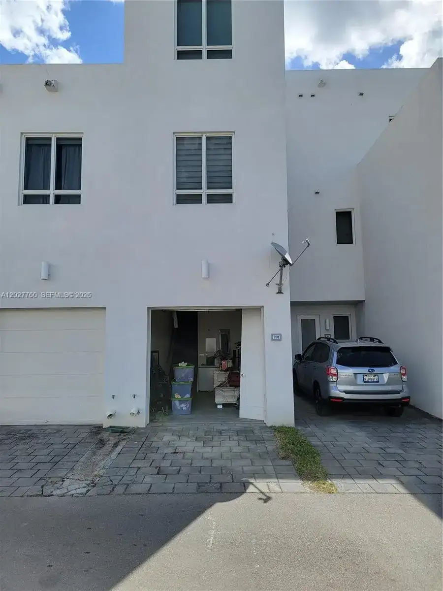 6310 NW 103rd Pl # 202, Doral FL 33178 photo 3