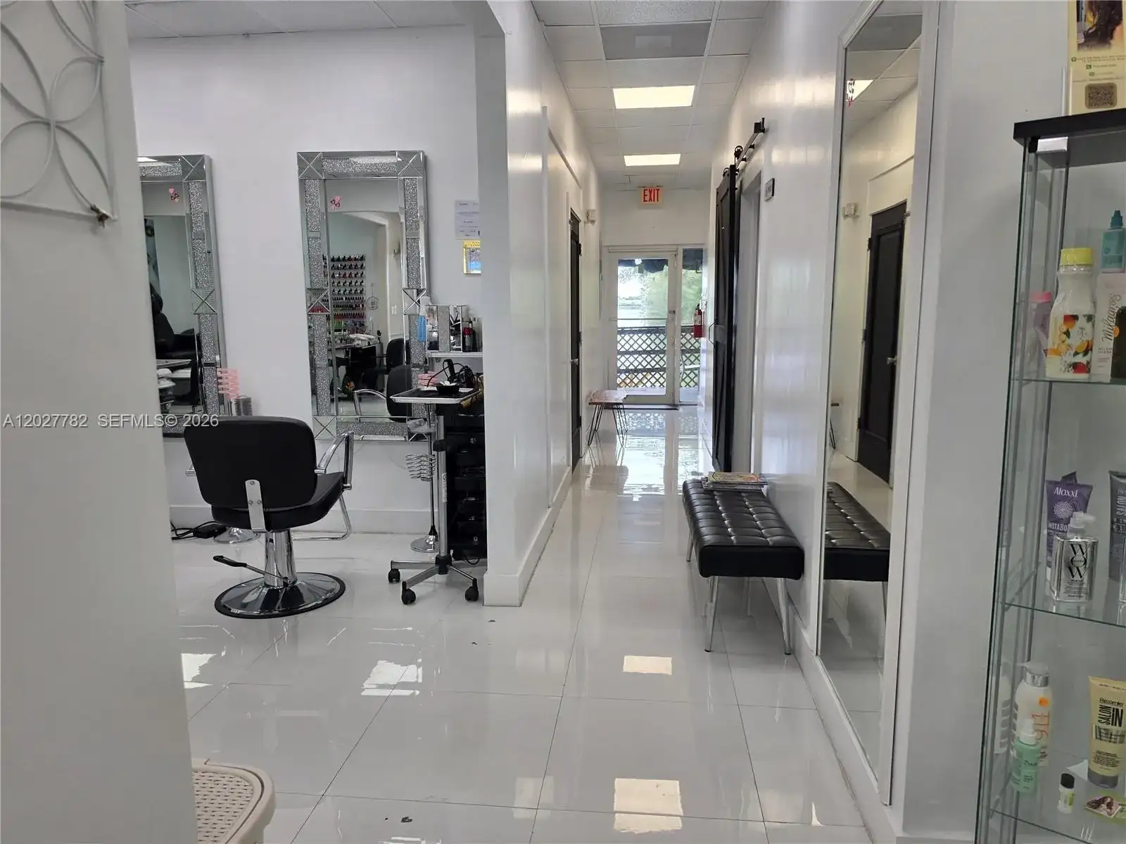 2475 NW 95th Ave, Doral FL 33172 photo 2