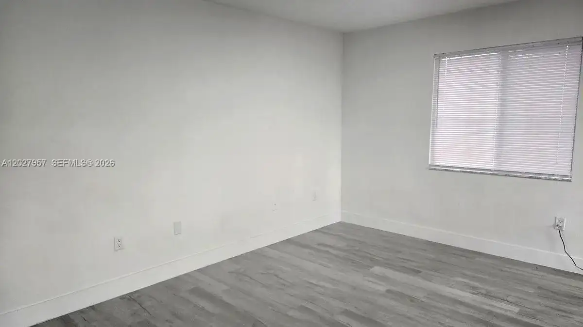 4952 NW 21st Ave # 0, Miami FL 33142 photo 4