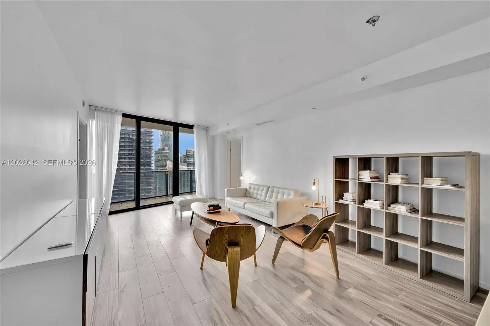 801 S Miami Ave # 4602, Miami FL 33130 photo 3