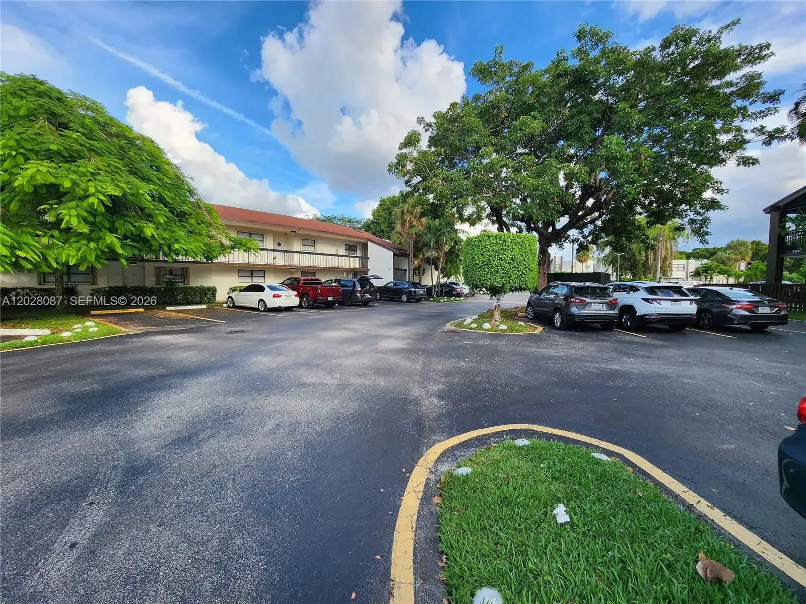 461 NW 107 Ave # 102, Miami FL 33172 photo 3