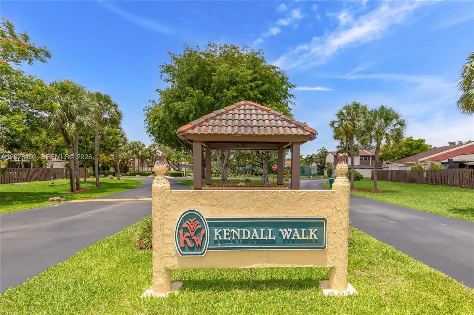 9055 SW 149th Pl, Miami FL 33196 photo 2