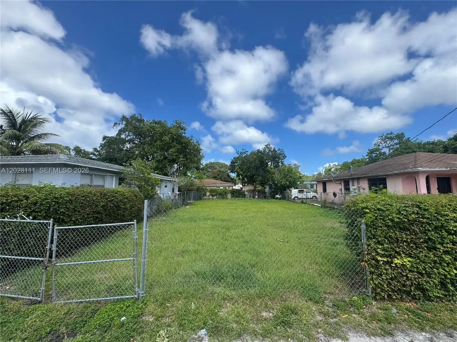 6335 NW 1st Ct, Miami FL 33150 photo 4