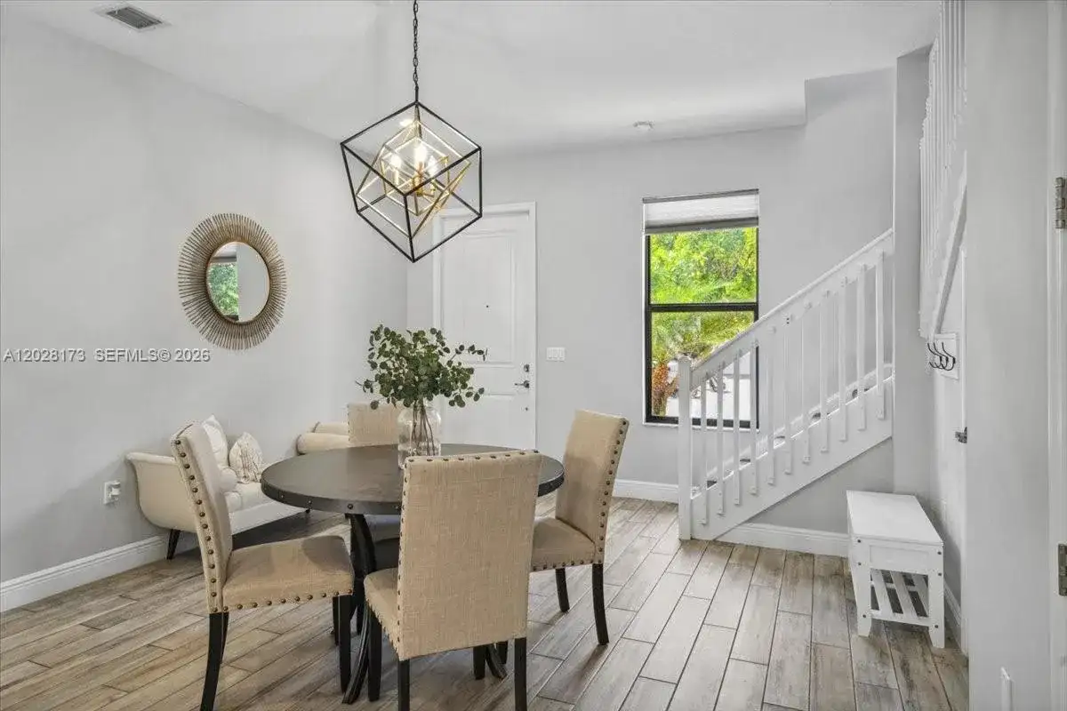 20975 NW 1st Ct, Pembroke Pines FL 33029 photo 3