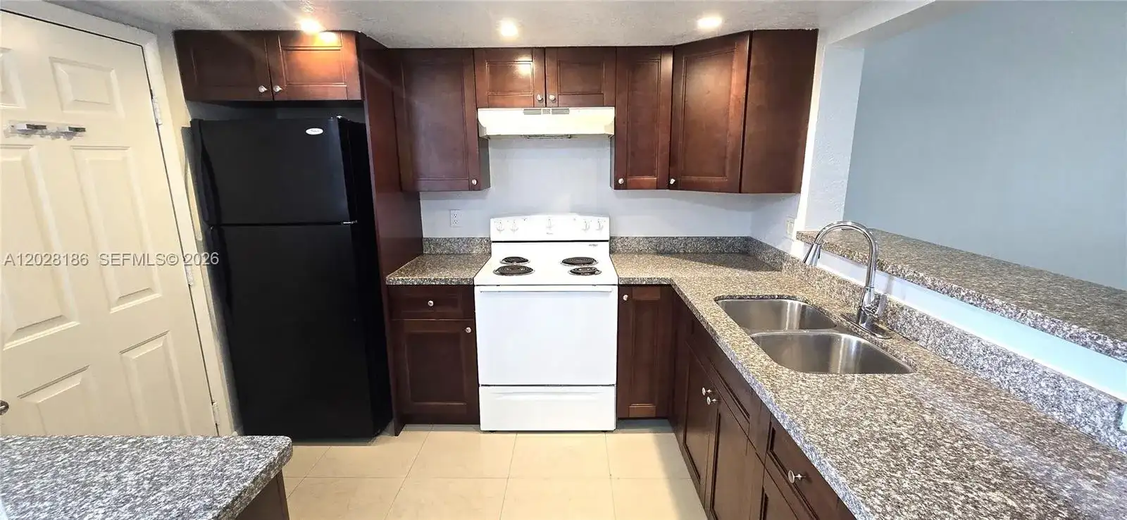 5335 NW 10th Ct # 307, Plantation FL 33313 photo 5
