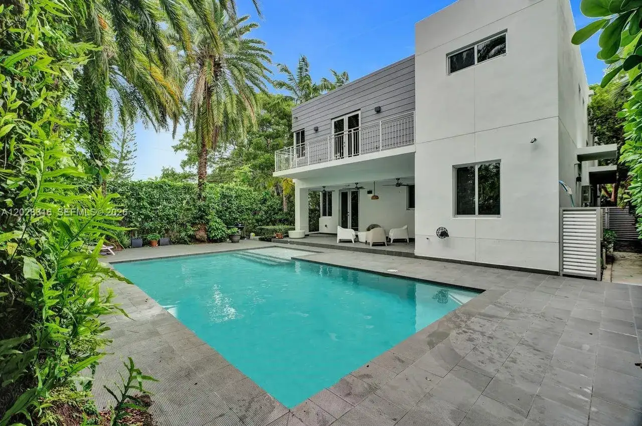 6340 SW 80th St, Miami FL 33143 photo 2