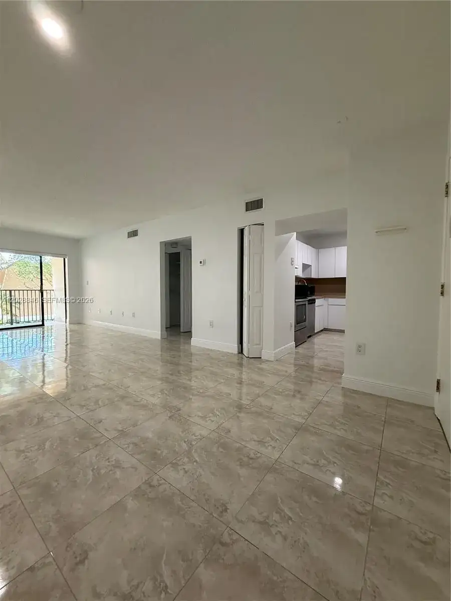 8261 SW 128th St # 205, Pinecrest FL 33156 photo 3