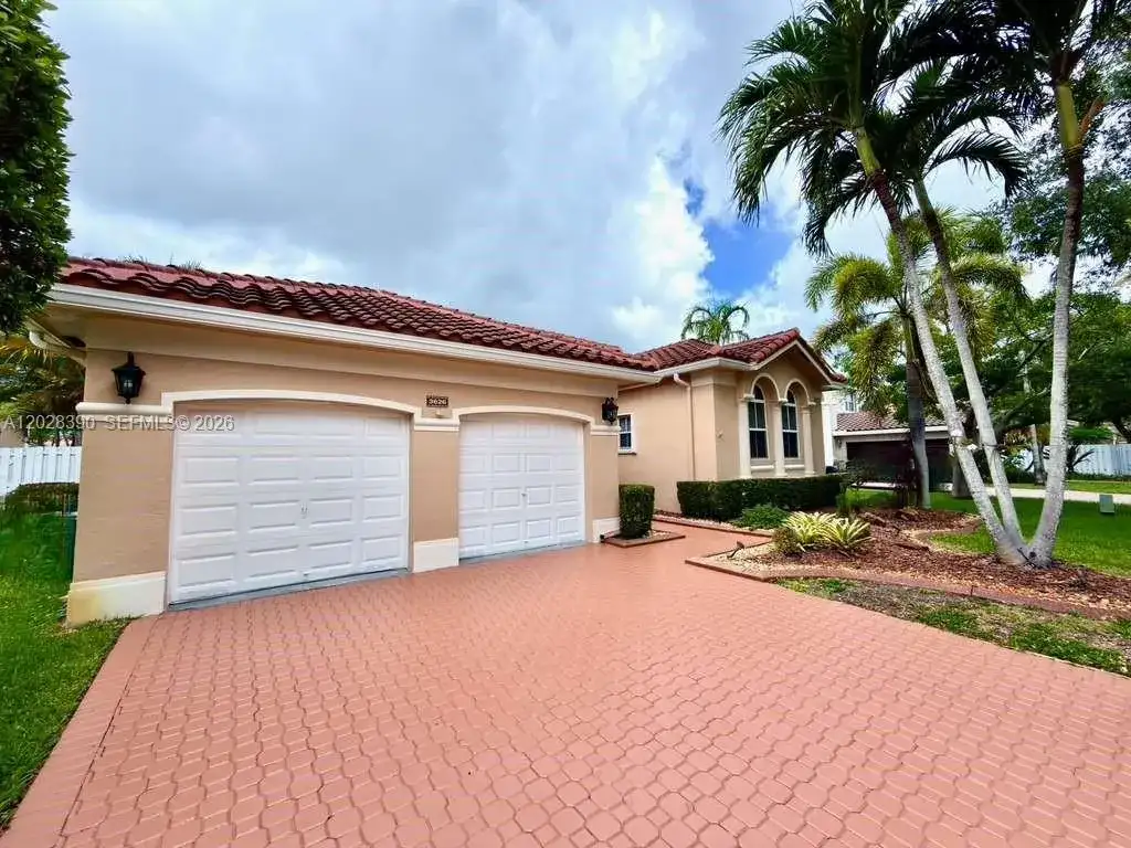 3626 SW 161st Ter, Miramar FL 33027 photo 2