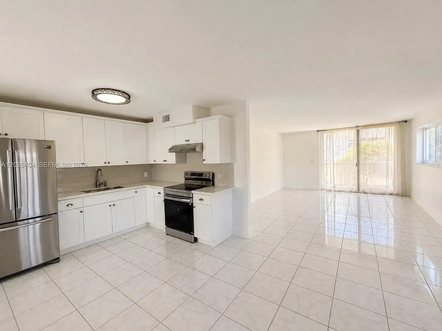 1400 Lincoln Rd # 301, Miami Beach FL 33139 photo 3