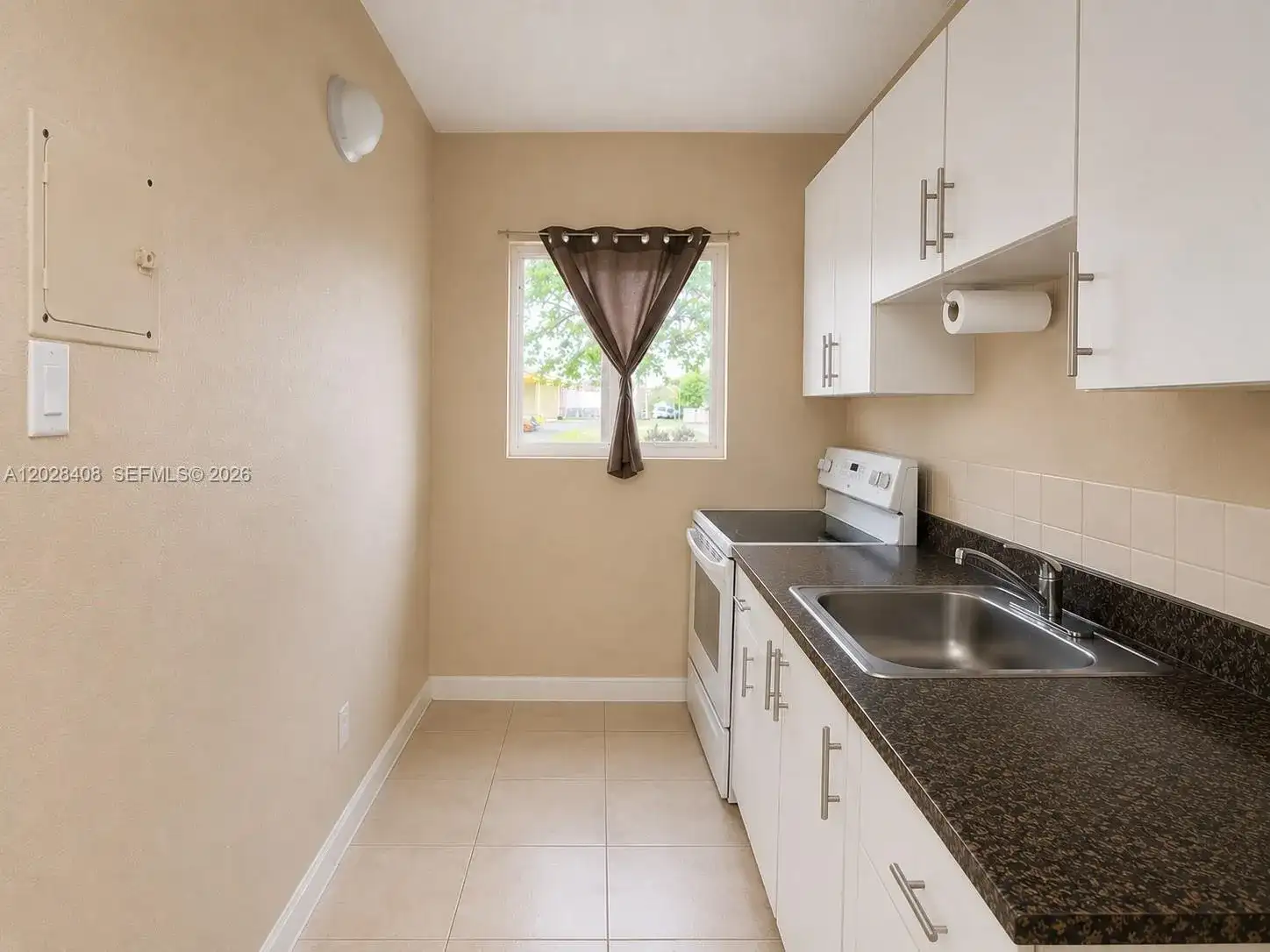 520 SW 6th Ave # 2, Homestead FL 33030 photo 3