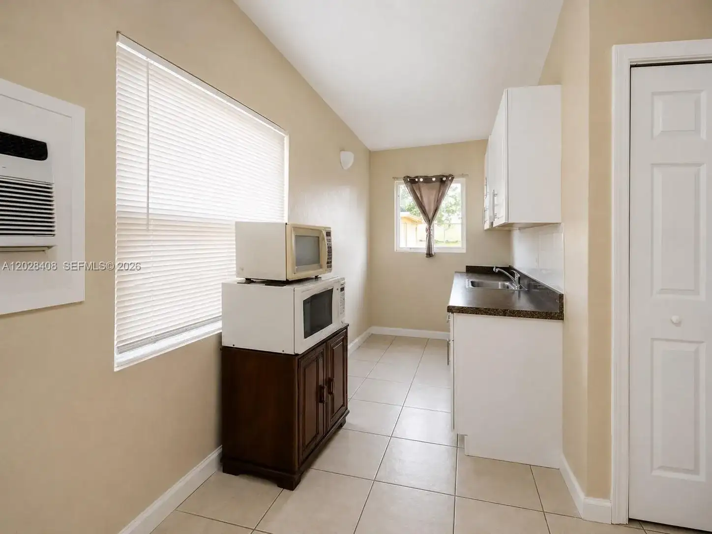 520 SW 6th Ave # 2, Homestead FL 33030 photo 4