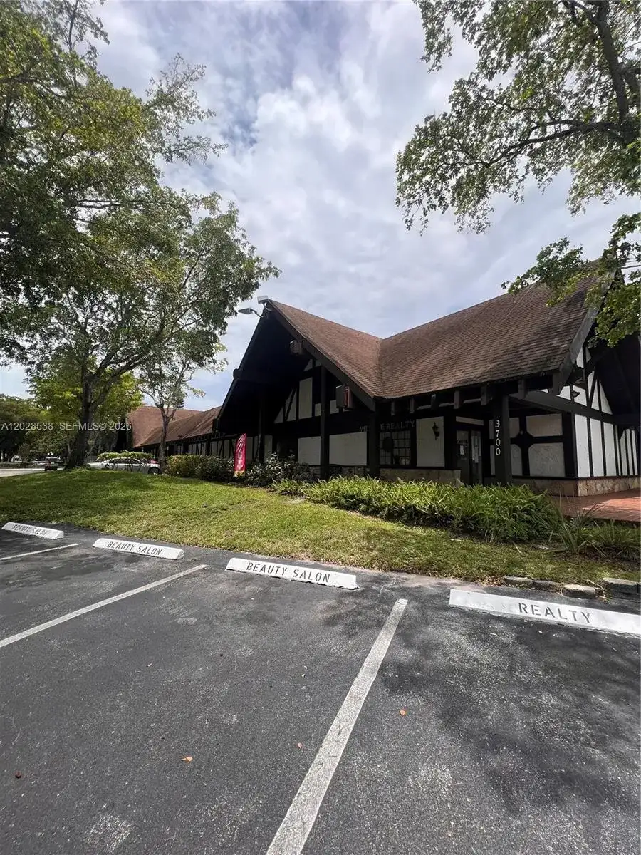 3760 Inverrary Dr # 2A, Lauderhill FL 33319 photo 4