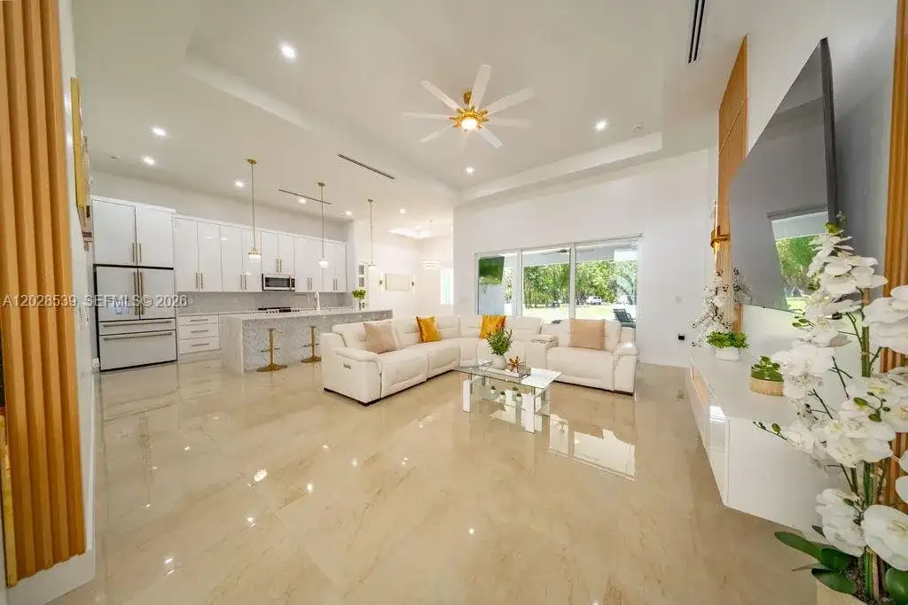 192 Herron Rd, North Fort Myers FL 33903 photo 2