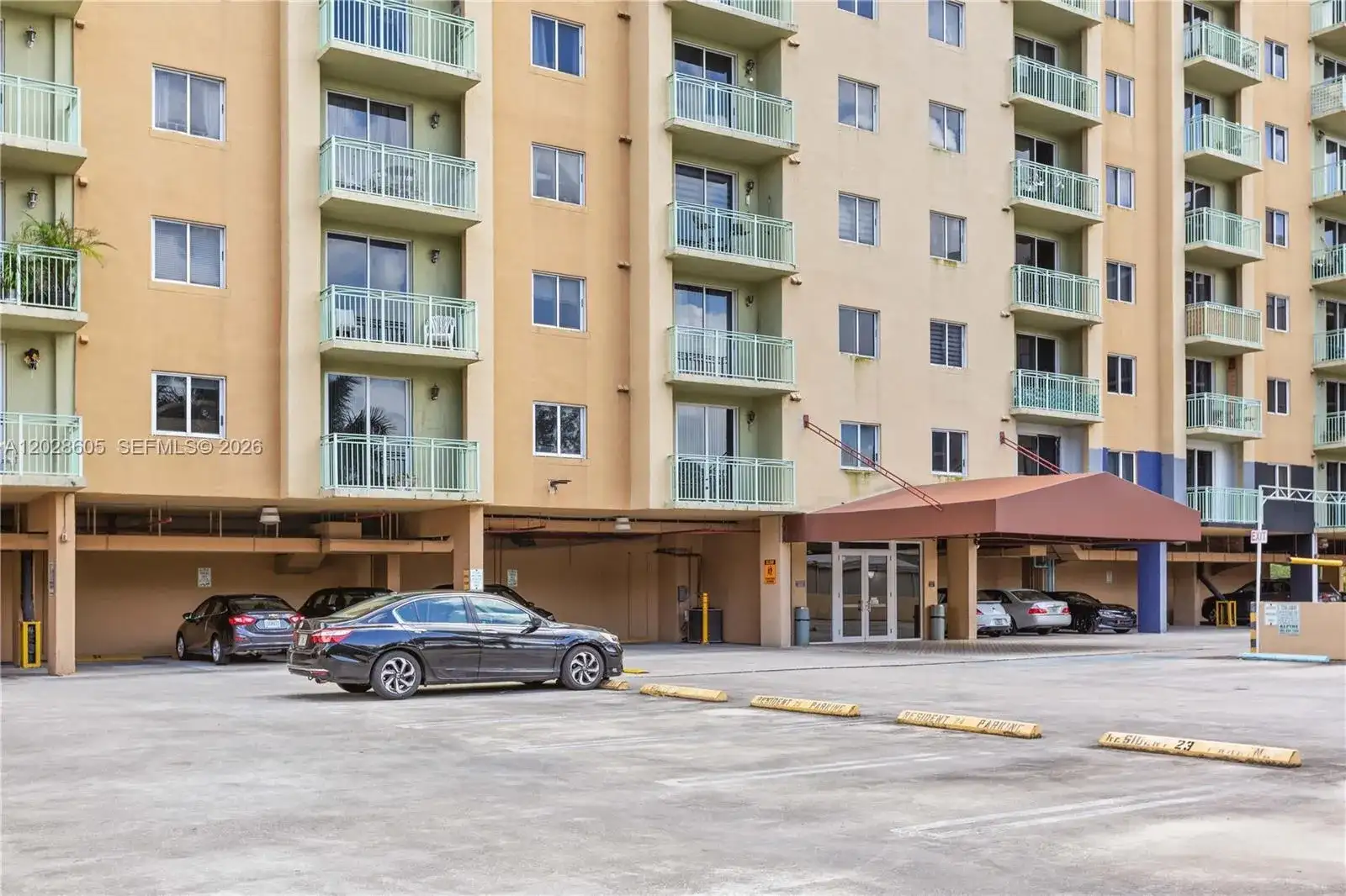 3500 Coral Way # 614, Miami FL 33145 photo 4