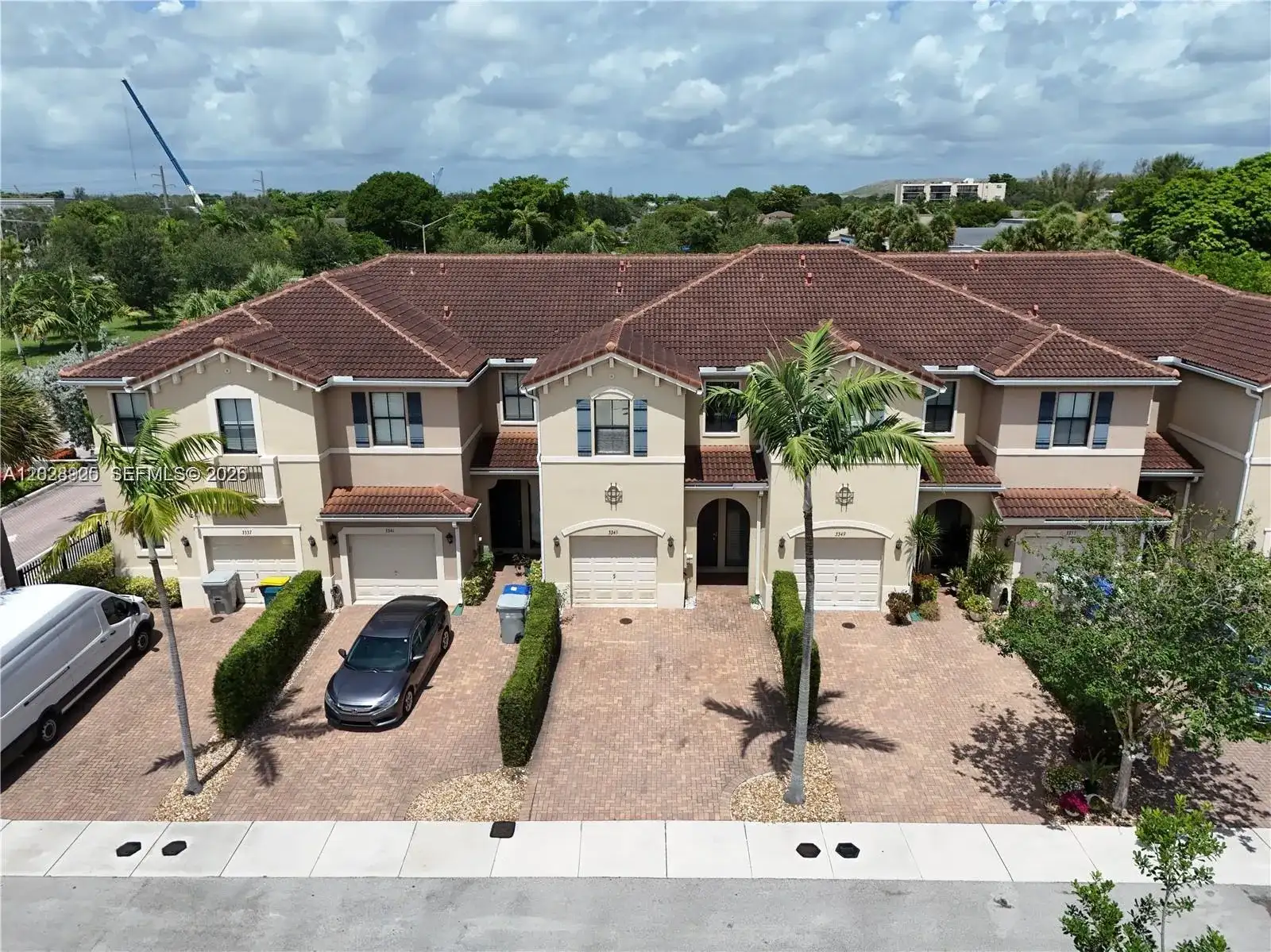 3345 NW 11th Ave, Pompano Beach FL 33064 photo 2