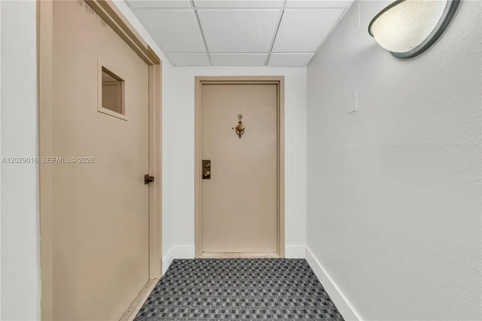 1450 Brickell Bay Dr # 1815, Miami FL 33131 photo 2