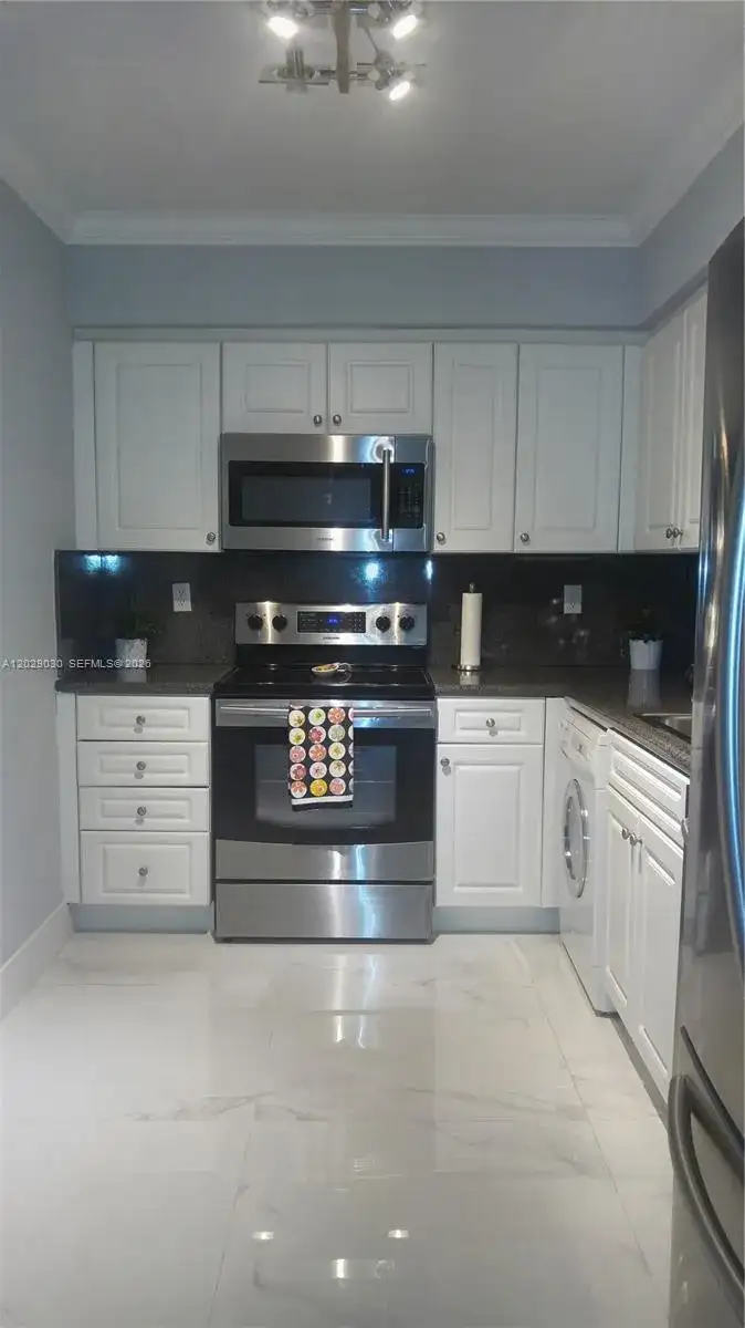 2501 S Ocean Dr # L04, Hollywood FL 33019 photo 4