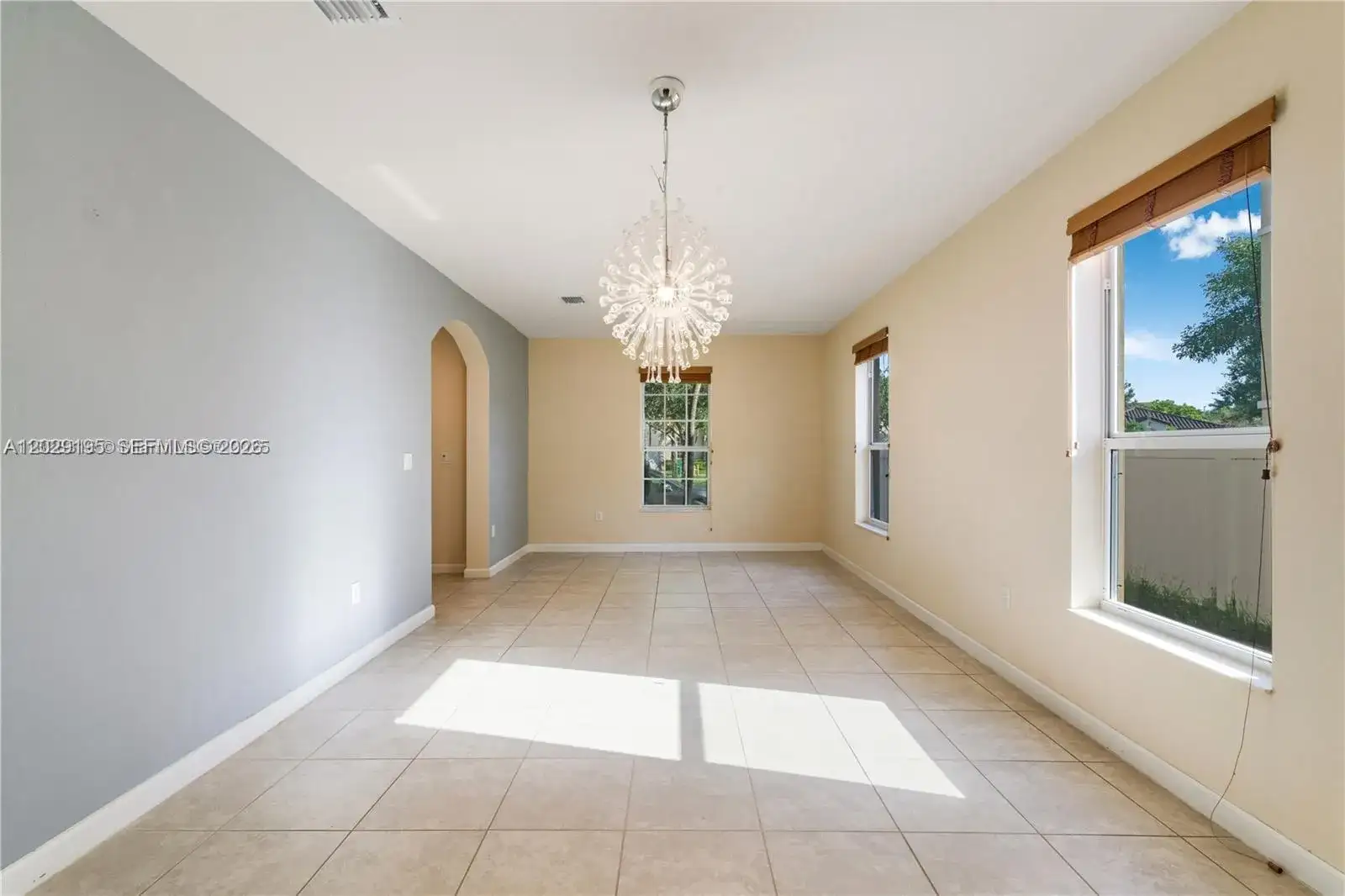 16946 SW 90th Terrace Circle, Miami FL 33196 photo 5