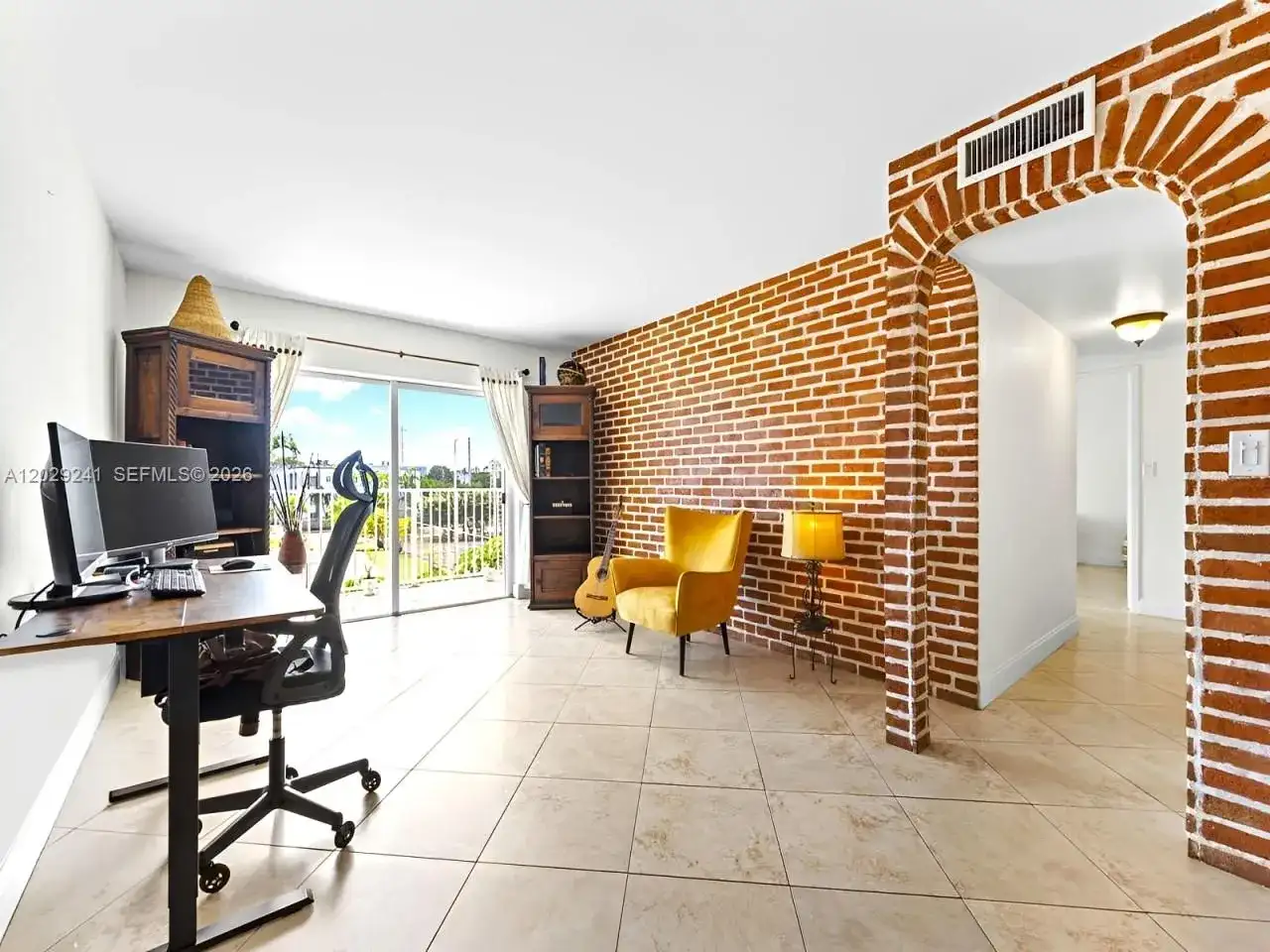 5020 NW 79th Ave # 303, Doral FL 33166 photo 2