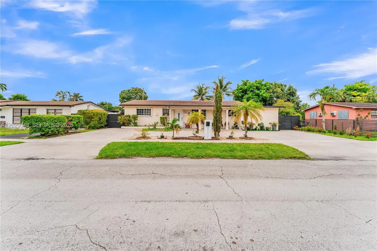 884 W 72nd Pl, Hialeah FL 33014 photo 5