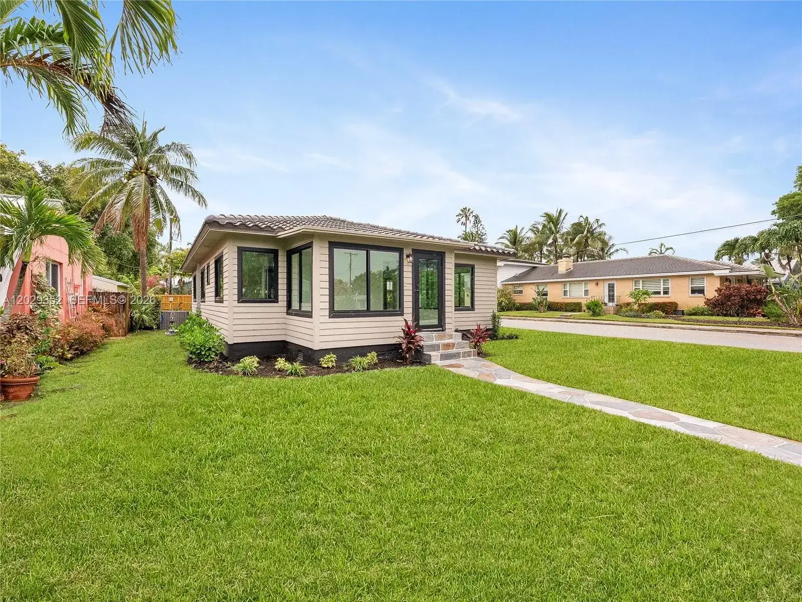801 S Palmway, Lake Worth FL 33460 photo 5