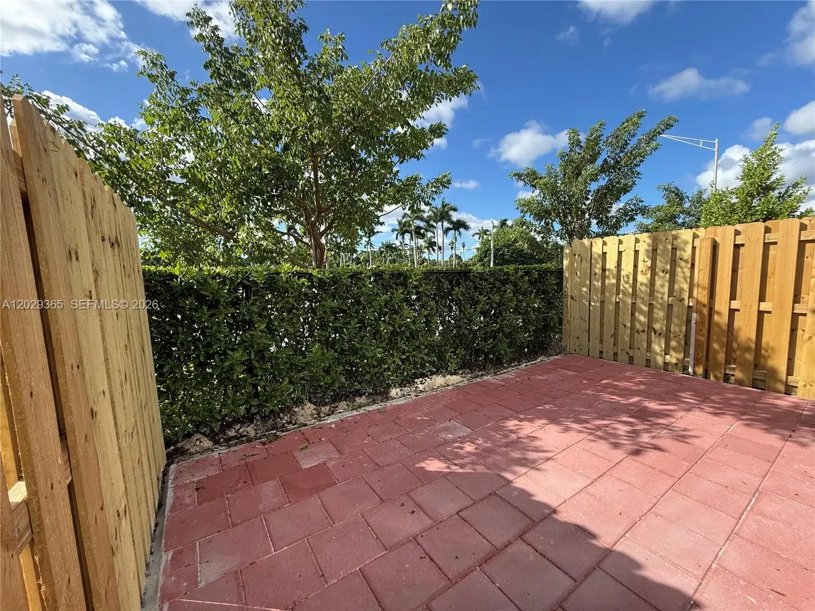 540 NE 1st Dr, Florida City FL 33034 photo 5