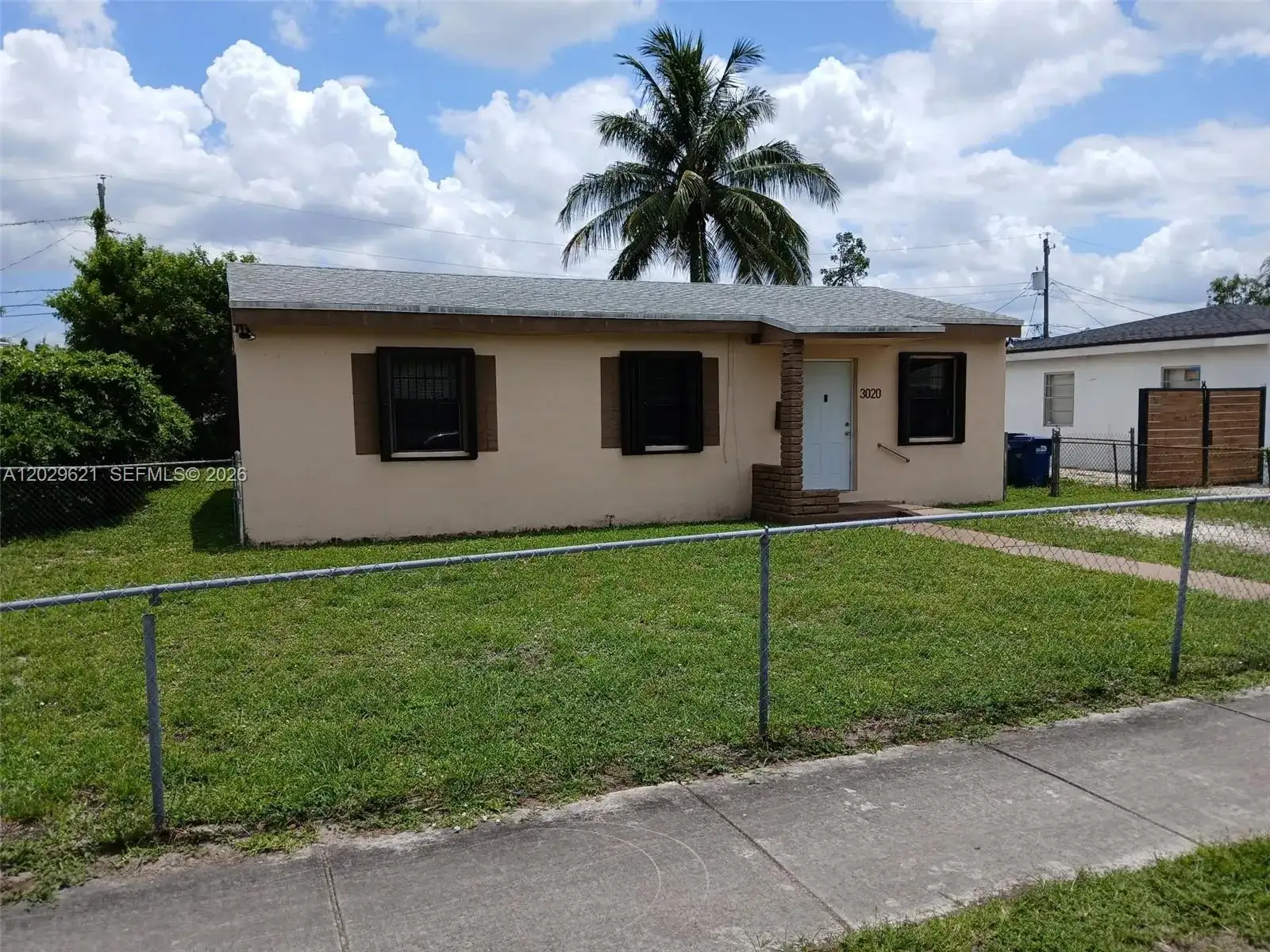3020 NW 152nd Ter, Miami Gardens FL 33054 photo 2