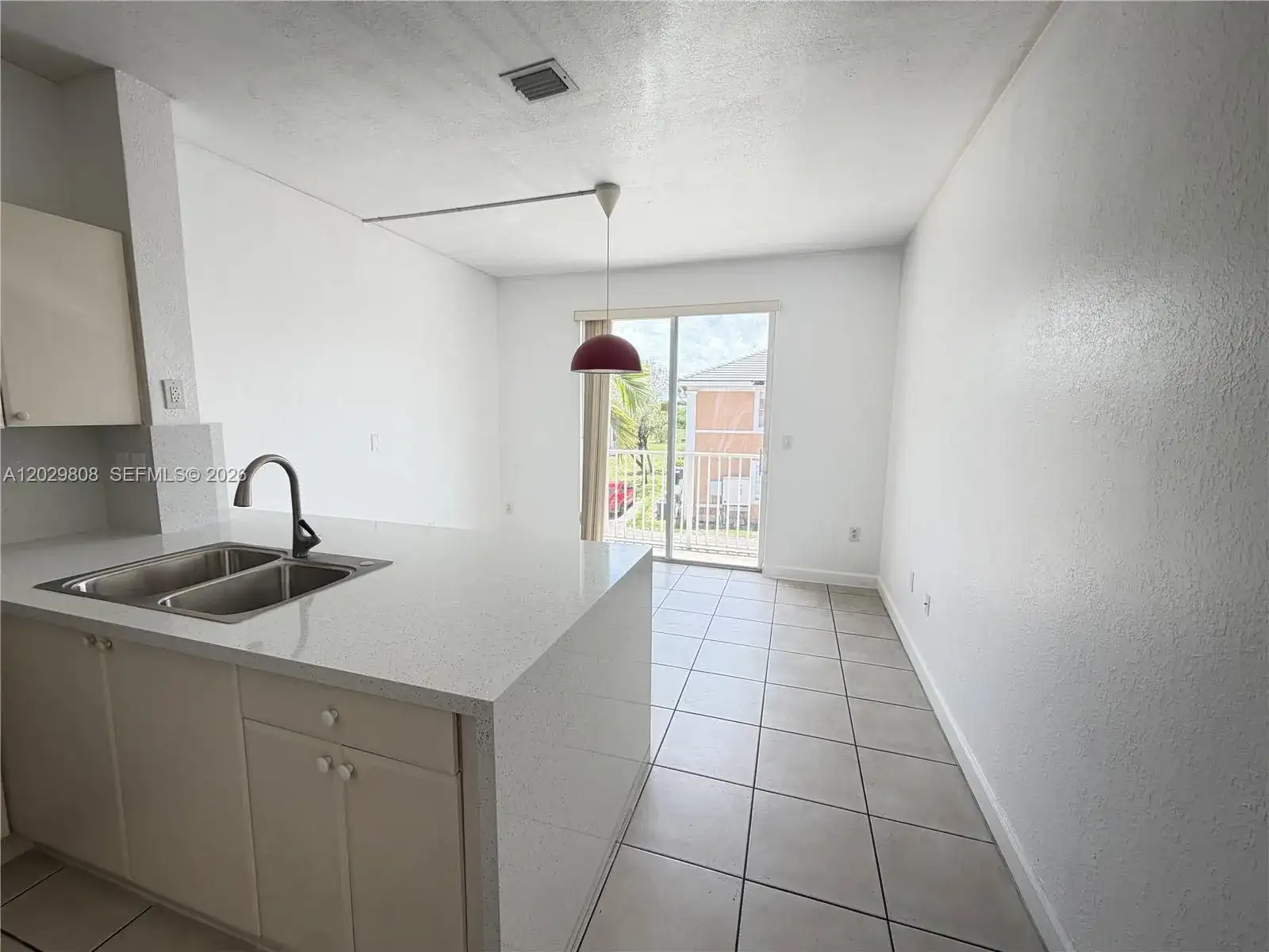 7080 NW 177th St # 13, Hialeah FL 33015 photo 4